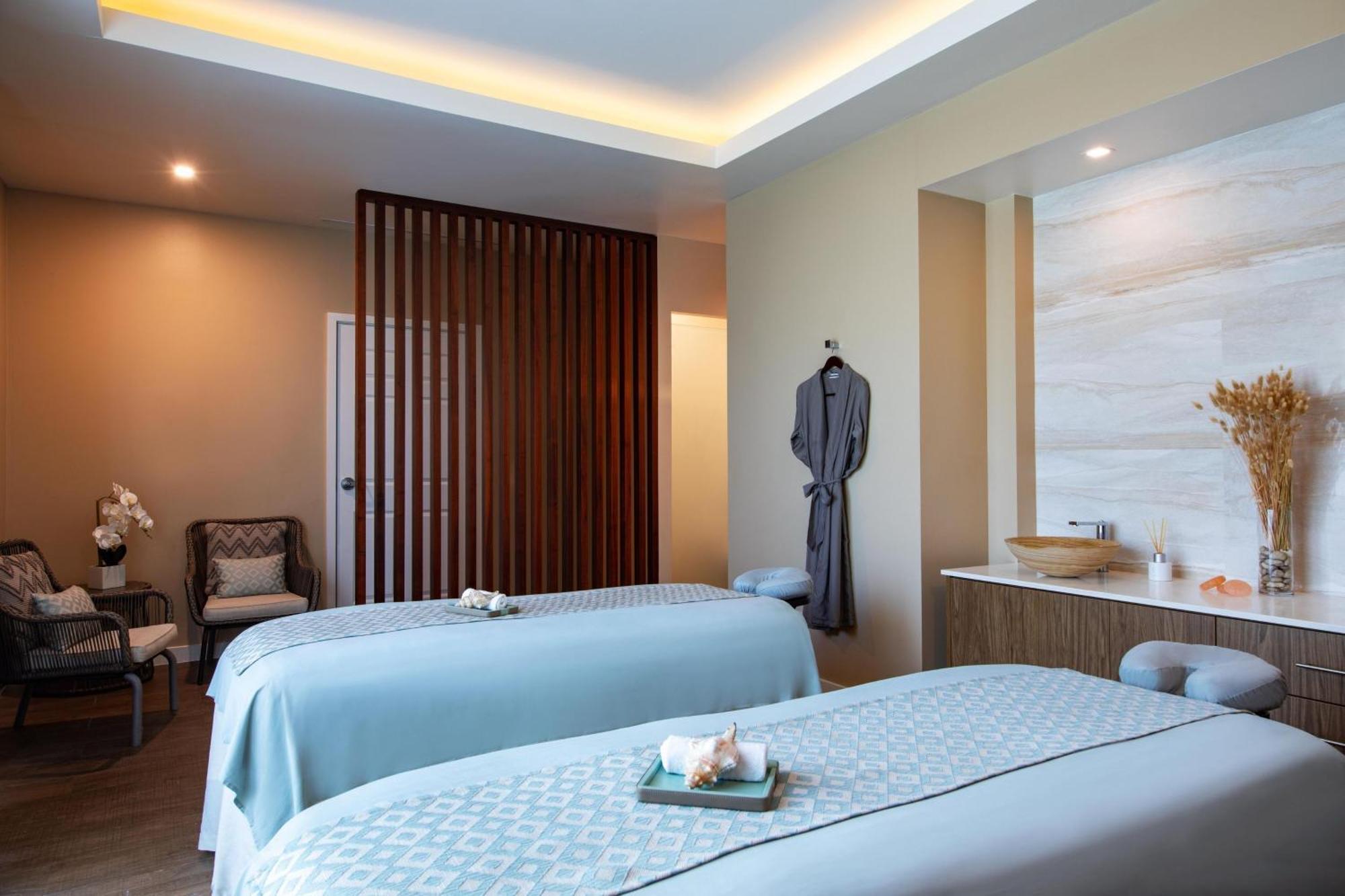 เดอะ ริทซ์-คาร์ลตัน เติร์ก แอนด์ เคคอส Hotel เกรซเบย์ ภายนอก รูปภาพ