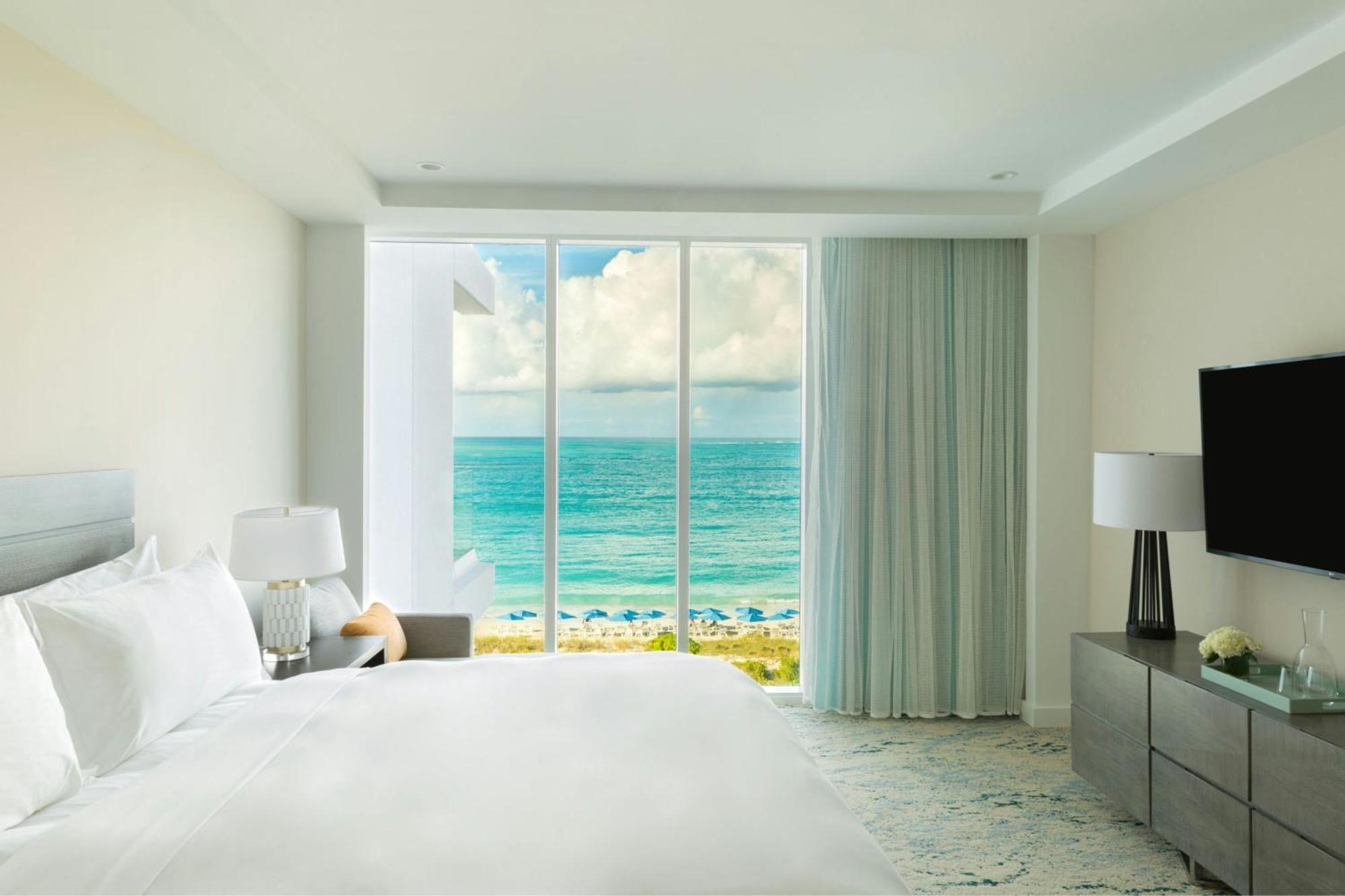 เดอะ ริทซ์-คาร์ลตัน เติร์ก แอนด์ เคคอส Hotel เกรซเบย์ ภายนอก รูปภาพ